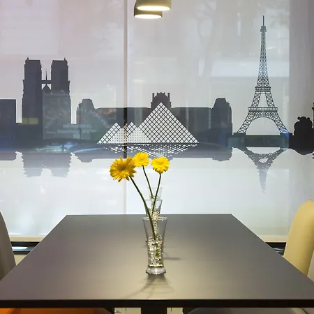 Ξενοδοχείο με διαμερίσματα Citadines Bastille Gare De Lyon 3*