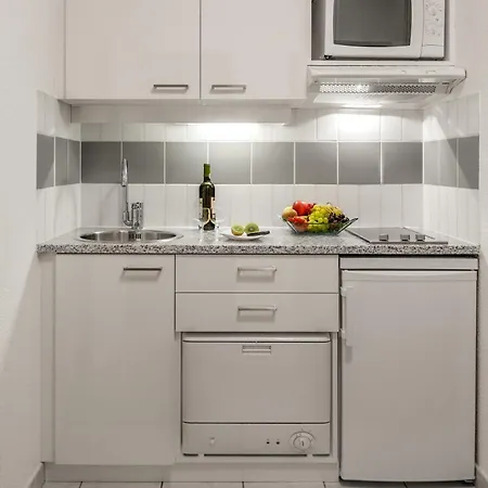 Citadines Bastille Gare De Lyon 3*